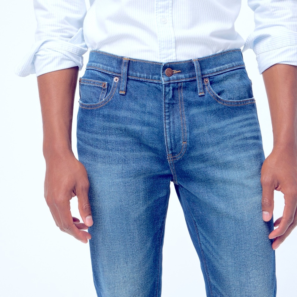 J.Crew Slim Fit Jeans in Signature Flex